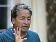 हुनर अनशन पर, सत्ता खामोश