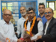 हल्द्वानी में भाजपा नेताओं का भव्य स्वागत, अधिवक्ताओं ने बांटी मिठाई