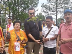 हिमालय बचाओ अभियान: मानसरोवर यात्रियों को दिलाई कूड़ा मुक्त यात्रा की शपथ