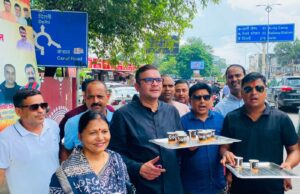 तिकोनिया पर फीकी चाय के साथ कांग्रेस ने सरकार को दिखाया आईना