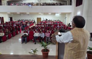 उत्तराखंड मुक्त विश्वविद्यालय में नवप्रवेशित छात्रों का दीक्षारंभ कार्यक्रम आयोजित