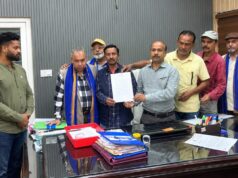 हल्द्वानी में PWD दफ्तर पर हंगामा