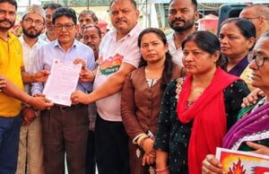 राजस्व गांव की मांग को लेकर बिंदुखत्ता के ग्रामीण लामबंद, अनिश्चितकालीन धरना शुरू